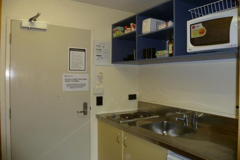 Photo of property in 1-67/4 Sussex Street, Mount Cook, Wellington, 6021