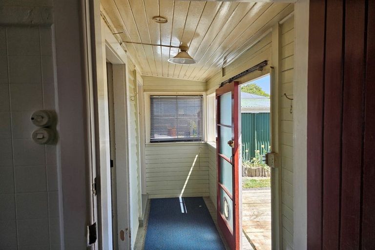 Photo of property in 14 Johnstone Street, Masterton, 5810