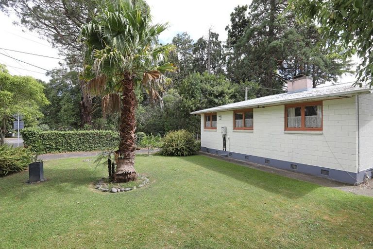 Photo of property in 40 Bond Street, Marton, 4710