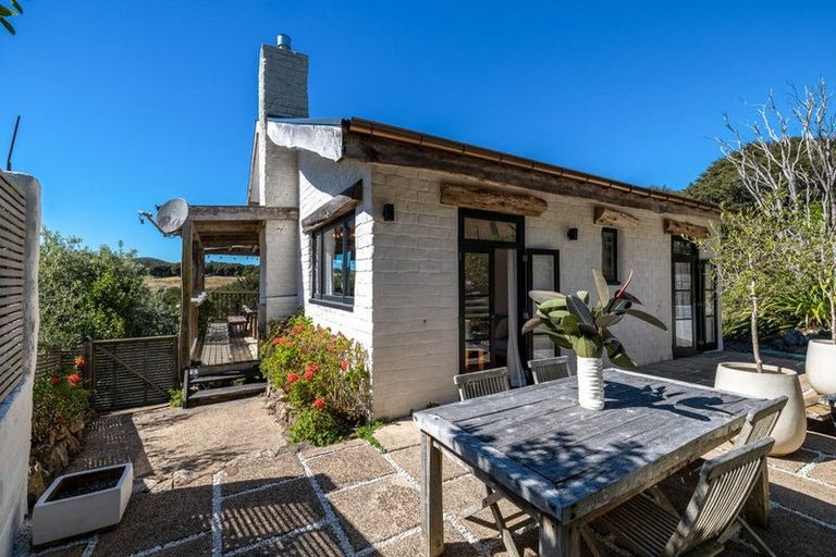 Photo of property in 47 Wilma Road, Ostend, Waiheke Island, 1081