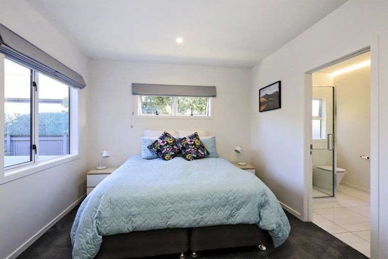 Photo of property in 27a Warwick Crescent, Taradale, Napier, 4112