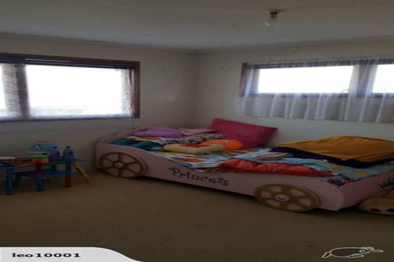 Photo of property in 212 Forrest Hill Road, Forrest Hill, Auckland, 0620