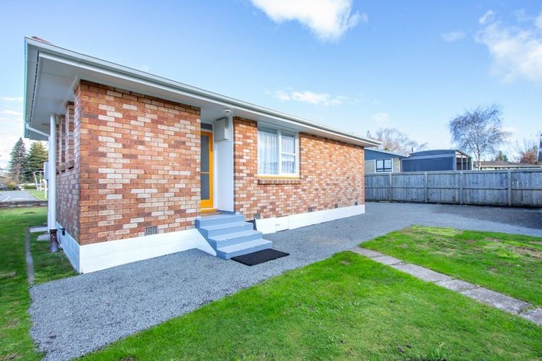 Photo of property in 77 Sunset Road, Mangakakahi, Rotorua, 3015