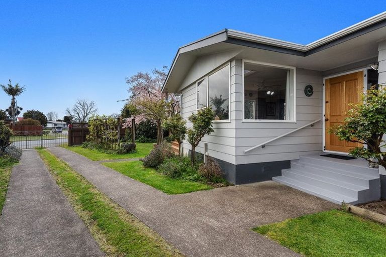 Photo of property in 36 Puriri Crescent, Edgecumbe, 3120