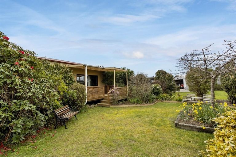 Photo of property in 81 Point Bush Road, Waimate, 7979