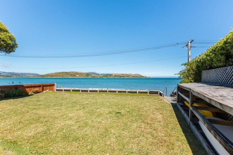 Photo of property in 20a Steyne Avenue, Plimmerton, Porirua, 5026