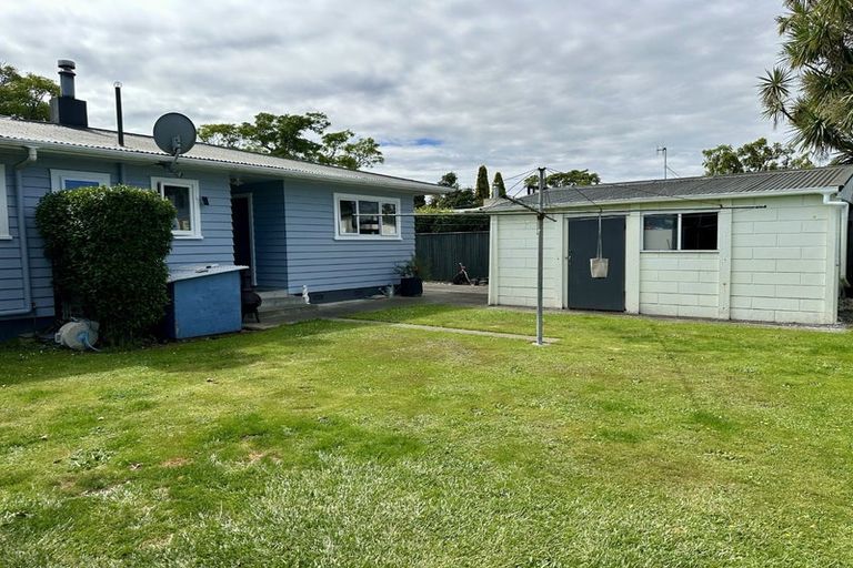Photo of property in 12 Park Road, West End, Palmerston North, 4412