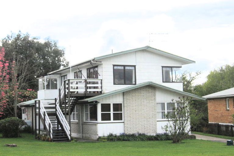 Photo of property in 134 Kawaha Point Road, Kawaha Point, Rotorua, 3010