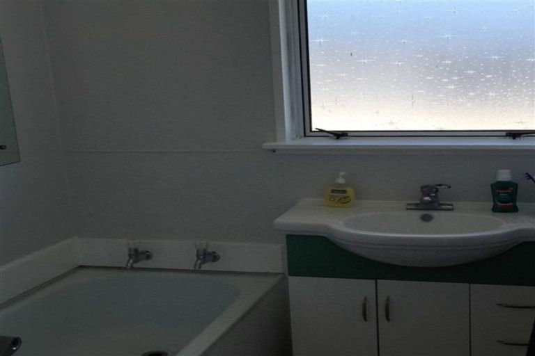 Photo of property in 87 Conclusion Street, Ascot Park, Porirua, 5024