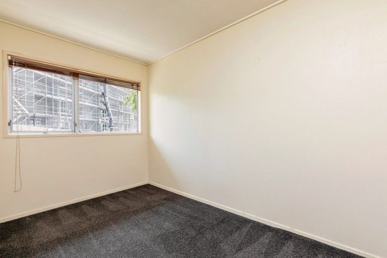 Photo of property in 8/23b Hillsborough Road, Hillsborough, Auckland, 1042