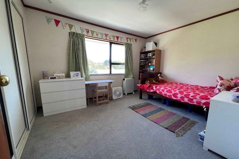 Photo of property in 8 Pukerua Beach Road, Pukerua Bay, 5026