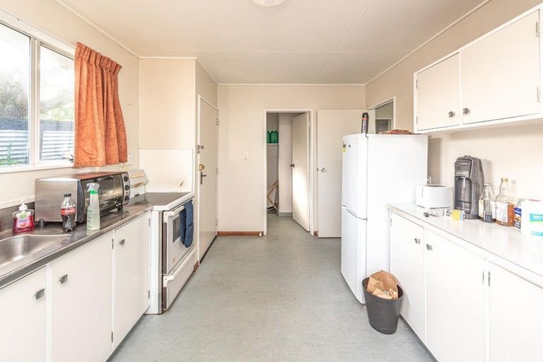 Photo of property in 93a Matai Street, Castlecliff, Whanganui, 4501
