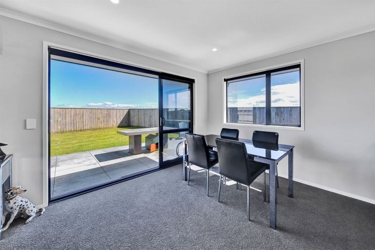 Photo of property in 5 Papawhero Drive, Bell Block, New Plymouth, 4312