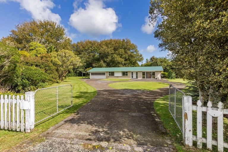 Photo of property in 2133 Wiremu Road, Newall, New Plymouth, 4381