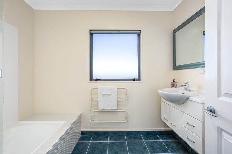 Photo of property in 3 Tolhurst Street, Johnsonville, Wellington, 6037