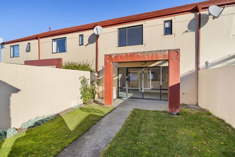 Photo of property in 8/42 Stanmore Road, Phillipstown, Christchurch, 8011
