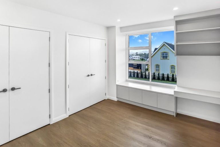 Photo of property in 10 Yellow Pear Lane, Karaka, 2578