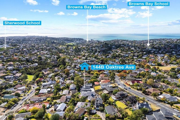 Photo of property in 144a Oaktree Avenue, Browns Bay, Auckland, 0630