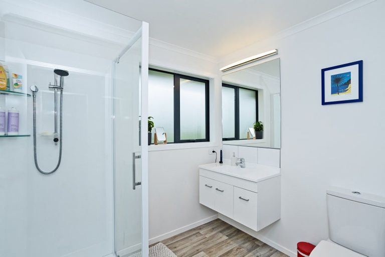 Photo of property in 83 Watt Road, Otatara, Invercargill, 9879