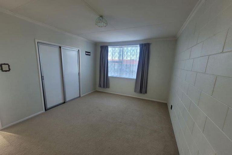 Photo of property in 112a Young Street, New Plymouth, 4310