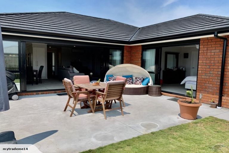 Photo of property in 84b The Boulevard, Papamoa Beach, Papamoa, 3118
