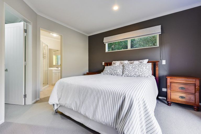 Photo of property in 12 Everton Place, Grandview Heights, Hamilton, 3200