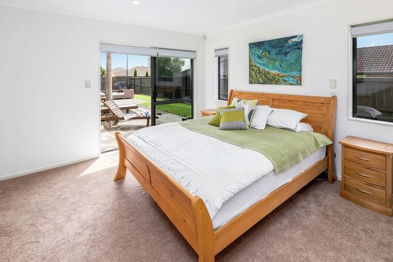 Photo of property in 24 Franshell Crescent, East Tamaki, Auckland, 2013