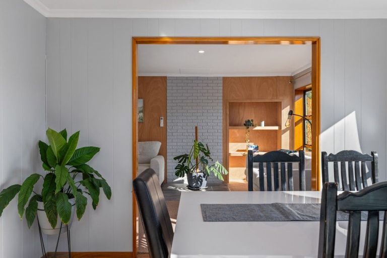 Photo of property in 14 Leicester Street, Picton, 7220