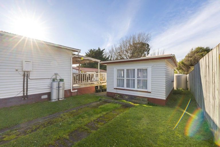 Photo of property in 65 Phillips Street, Sanson, 4817