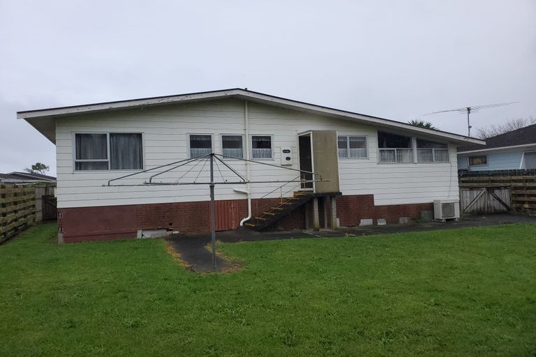 Photo of property in 14 Brent Place, Manurewa, Auckland, 2102