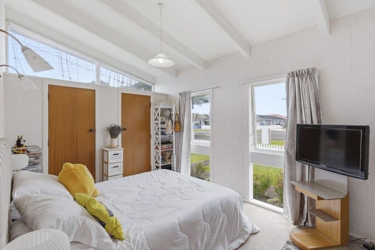 Photo of property in 556 Queen Street East, Levin, 5510