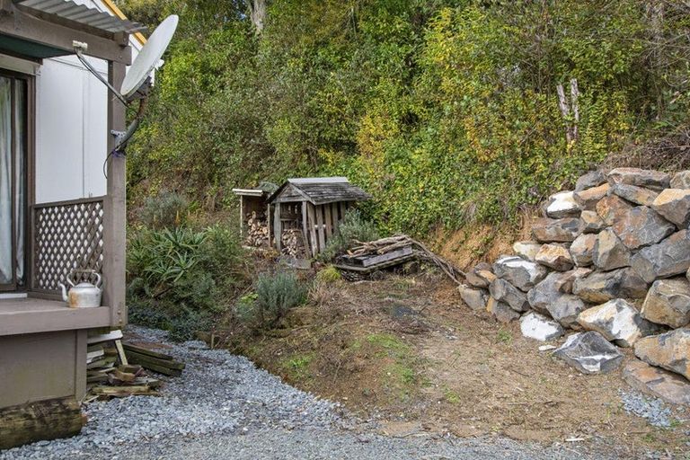 Photo of property in 54 Paparoa Station Road, Paparoa, 0571