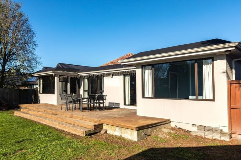 Photo of property in 15 Lees Road, Strowan, Christchurch, 8052