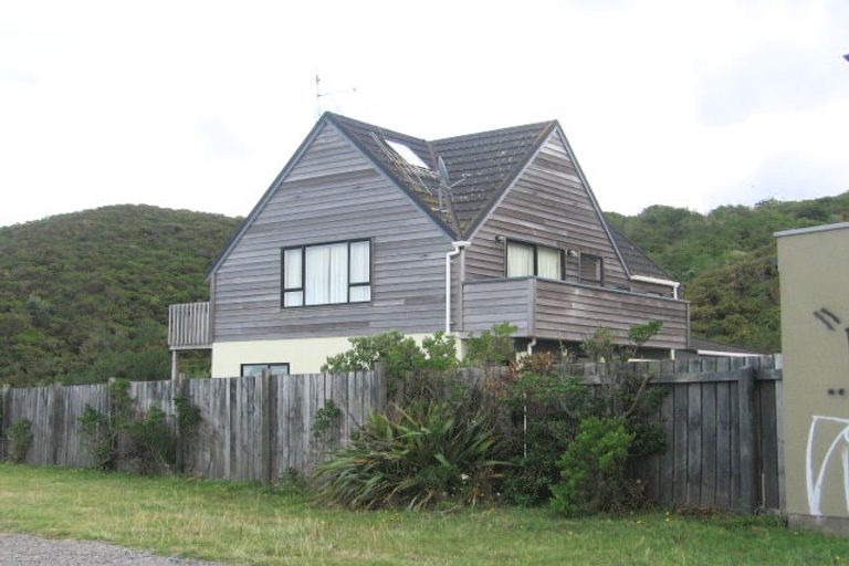 Photo of property in 34a Bowes Crescent, Strathmore Park, Wellington, 6022