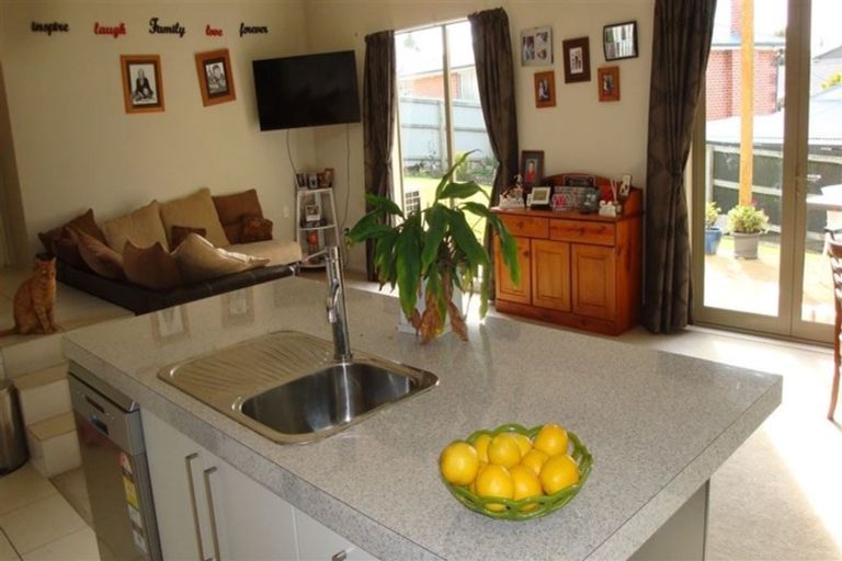 Photo of property in 9b Regent Street, West End, Timaru, 7910