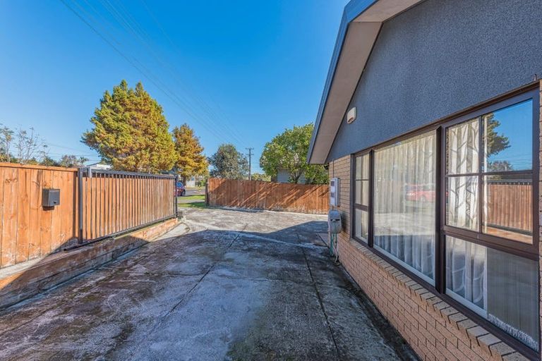 Photo of property in 111 Pooks Road, Ranui, Auckland, 0612
