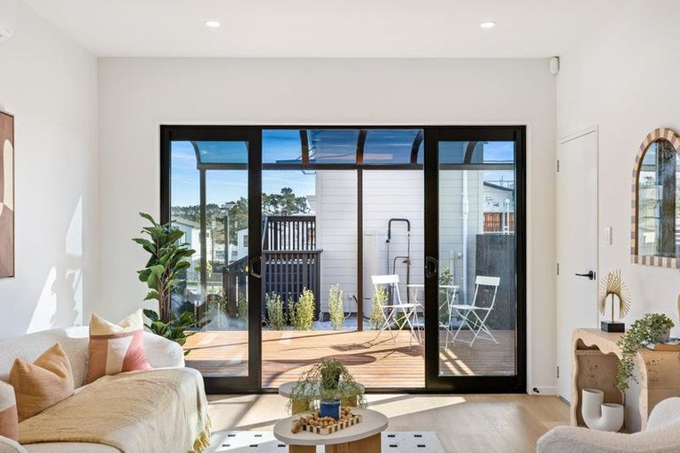 Photo of property in 636 Kerepi Street, Westgate, 0814