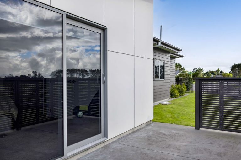 Photo of property in 7 Mercade Close, Stratford, 4332