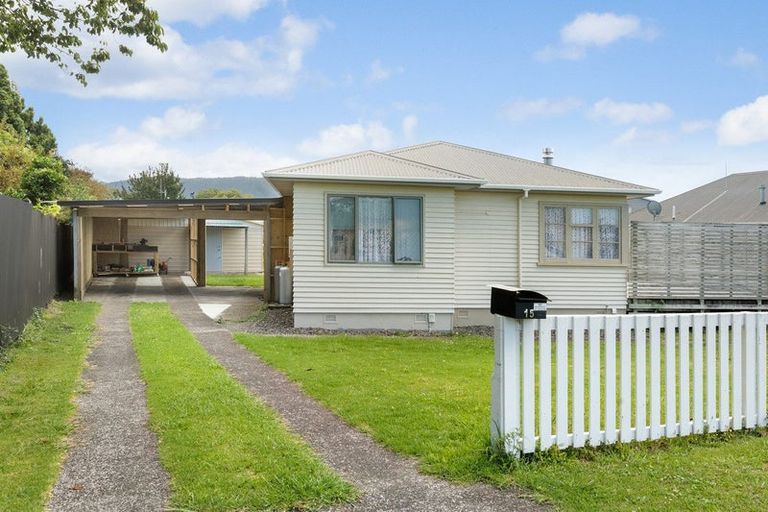 Photo of property in 15 Clive Road, Katikati, 3129