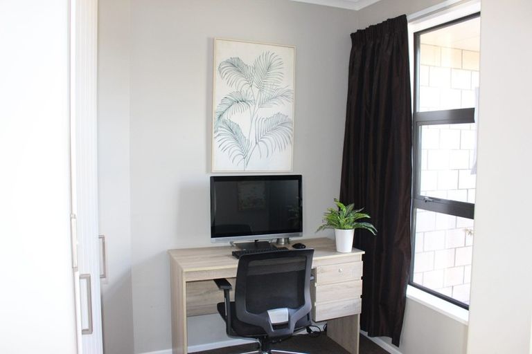 Photo of property in 12 Begley Place, Frimley, Hastings, 4120