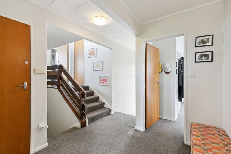 Photo of property in 44 Rajkot Terrace, Broadmeadows, Wellington, 6035