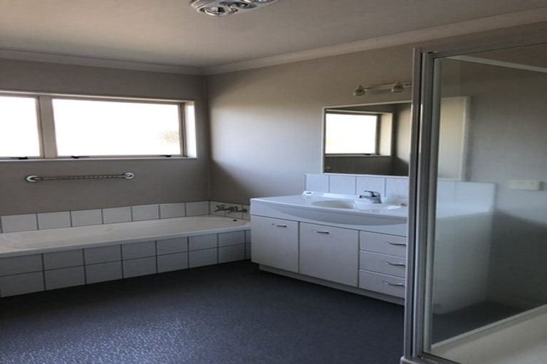 Photo of property in 8a Riverlea Drive, Katikati, 3129