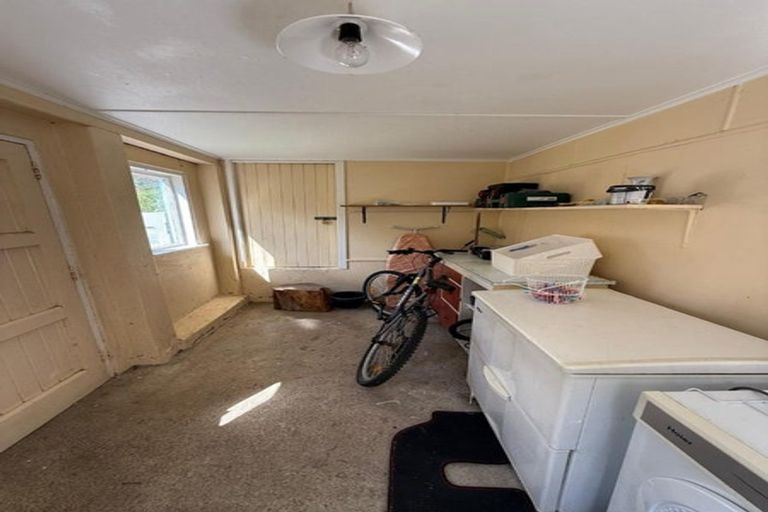 Photo of property in 16 Lowe Street, Liberton, Dunedin, 9010