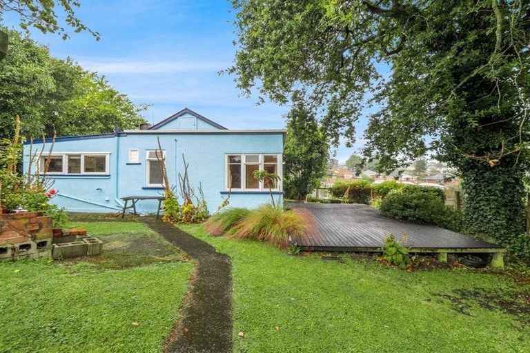 Photo of property in 50 Carson Street, Mornington, Dunedin, 9011