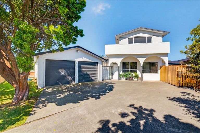 Photo of property in 138 Gloucester Street, Taradale, Napier, 4112