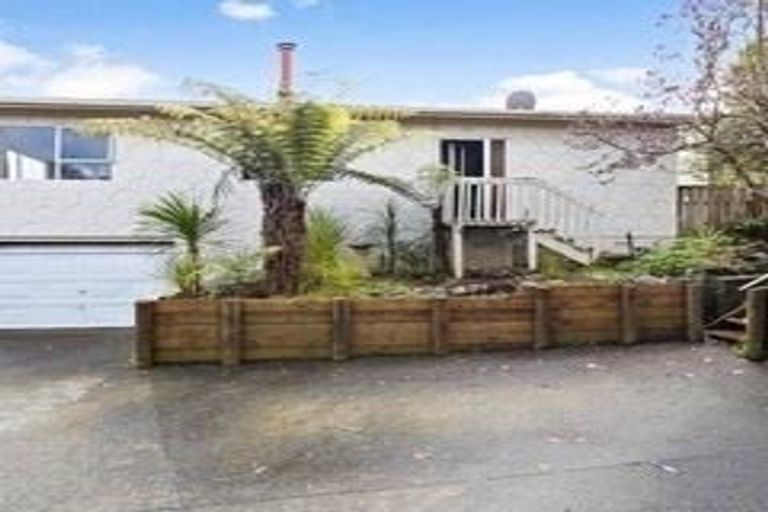 Photo of property in 21a Ribblesdale Road, Henderson, Auckland, 0612