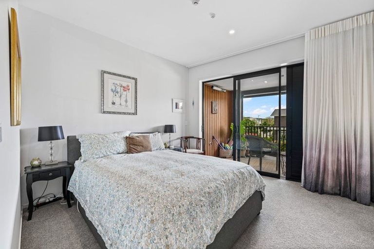 Photo of property in 3/85 Bomb Point Drive, Hobsonville, Auckland, 0616