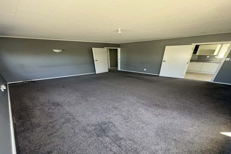 Photo of property in 68 Gladstone Road, Northcote, Auckland, 0627