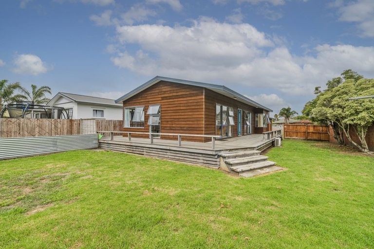 Photo of property in 13 Mayfair Close, Whitianga, 3510