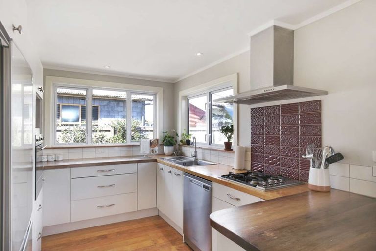 Photo of property in 18 School Road, Riwaka, Motueka, 7198